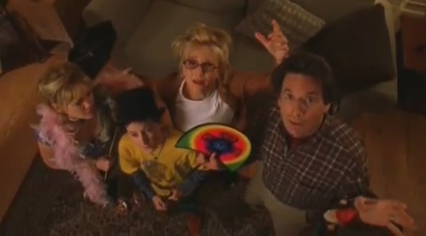 DailyDuff-dot-org_LizzieMcGuire-2x15LizzieIntheMiddle0518.jpg DailyDuff-dot-org_LizzieMcGuire-2x15LizzieIntheMiddle0518.jpg