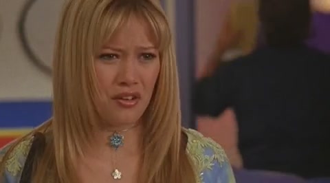 DailyDuff-dot-org_LizzieMcGuire-2x15LizzieIntheMiddle0912.jpg DailyDuff-dot-org_LizzieMcGuire-2x15LizzieIntheMiddle0912.jpg