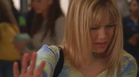 DailyDuff-dot-org_LizzieMcGuire-2x15LizzieIntheMiddle0936.jpg