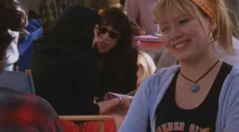 DailyDuff-dot-org_LizzieMcGuire-2x15LizzieIntheMiddle1128.jpg