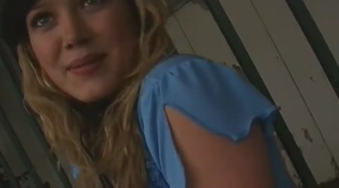 DailyDuff-dot-org_LizzieMcGuire-2x15LizzieIntheMiddle1203.jpg