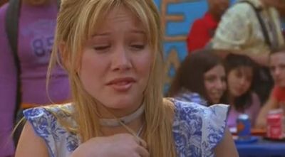 DailyDuff-dot-org_LizzieMcGuire-2x15LizzieIntheMiddle0267.jpg