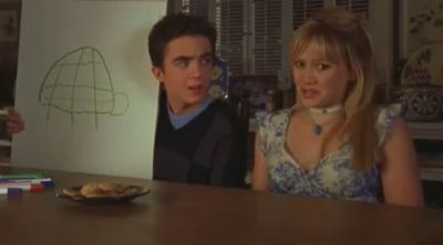 DailyDuff-dot-org_LizzieMcGuire-2x15LizzieIntheMiddle0511.jpg