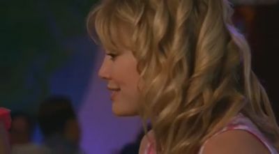 DailyDuff-dot-org_LizzieMcGuire-2x15LizzieIntheMiddle0602.jpg