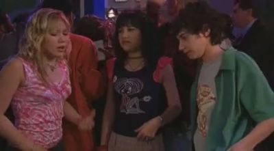 DailyDuff-dot-org_LizzieMcGuire-2x15LizzieIntheMiddle0646.jpg