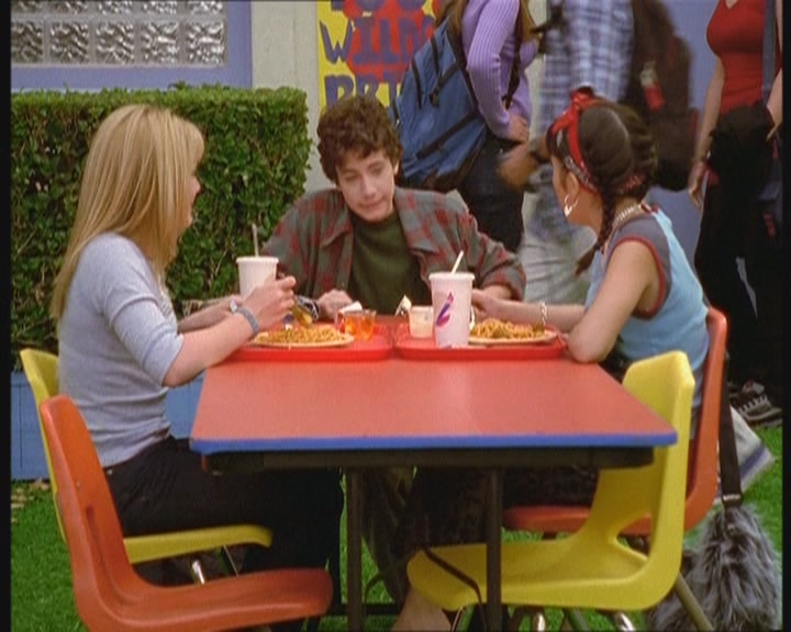 DailyDuff-dot-org_LizzieMcGuire-MovingUp0105.jpg DailyDuff-dot-org_LizzieMcGuire-MovingUp0105.jpg