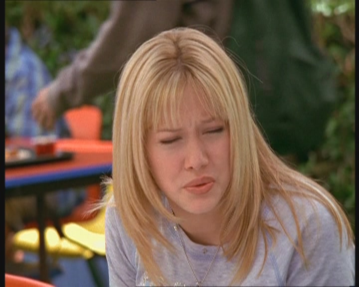 DailyDuff-dot-org_LizzieMcGuire-MovingUp0117.jpg DailyDuff-dot-org_LizzieMcGuire-MovingUp0117.jpg