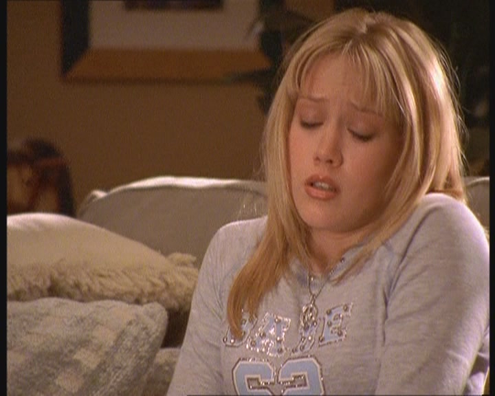 DailyDuff-dot-org_LizzieMcGuire-MovingUp0294.jpg DailyDuff-dot-org_LizzieMcGuire-MovingUp0294.jpg