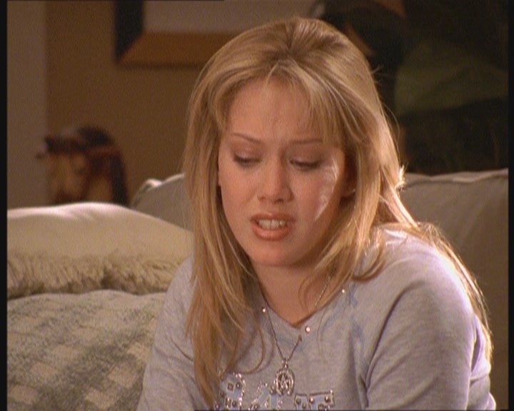 DailyDuff-dot-org_LizzieMcGuire-MovingUp0305.jpg DailyDuff-dot-org_LizzieMcGuire-MovingUp0305.jpg