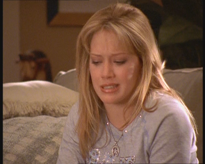 DailyDuff-dot-org_LizzieMcGuire-MovingUp0306.jpg DailyDuff-dot-org_LizzieMcGuire-MovingUp0306.jpg