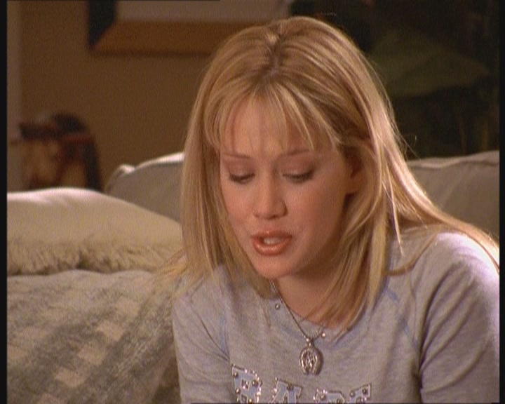 DailyDuff-dot-org_LizzieMcGuire-MovingUp0318.jpg DailyDuff-dot-org_LizzieMcGuire-MovingUp0318.jpg