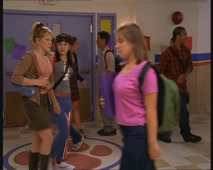 DailyDuff-dot-org_LizzieMcGuire-MovingUp0420.jpg DailyDuff-dot-org_LizzieMcGuire-MovingUp0420.jpg