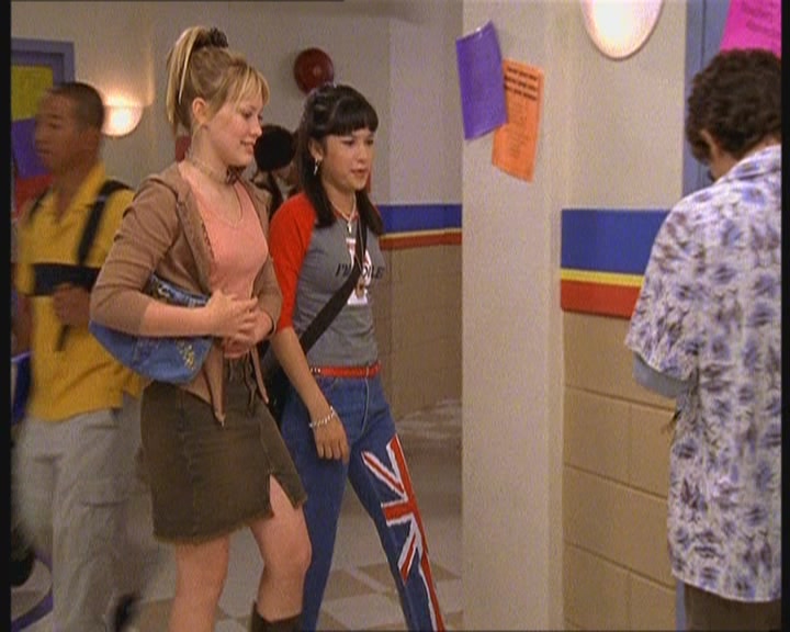 DailyDuff-dot-org_LizzieMcGuire-MovingUp0422.jpg DailyDuff-dot-org_LizzieMcGuire-MovingUp0422.jpg