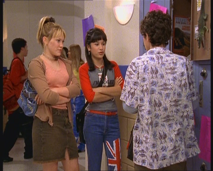 DailyDuff-dot-org_LizzieMcGuire-MovingUp0424.jpg DailyDuff-dot-org_LizzieMcGuire-MovingUp0424.jpg