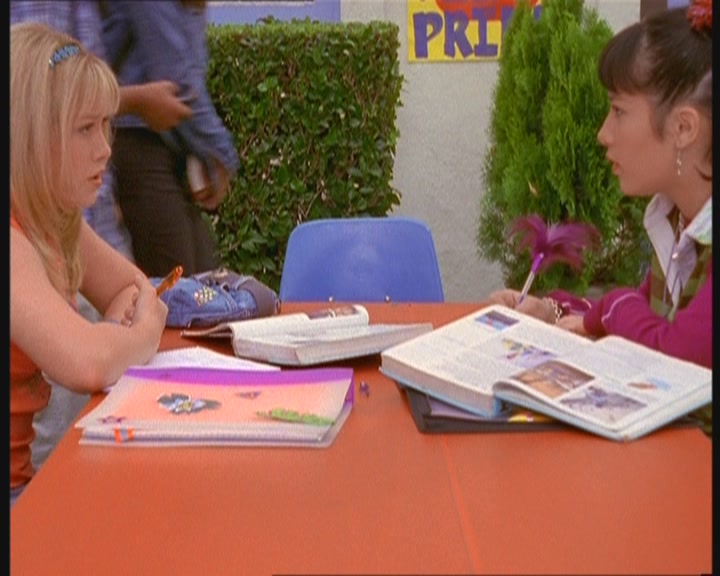 DailyDuff-dot-org_LizzieMcGuire-MovingUp0592.jpg DailyDuff-dot-org_LizzieMcGuire-MovingUp0592.jpg