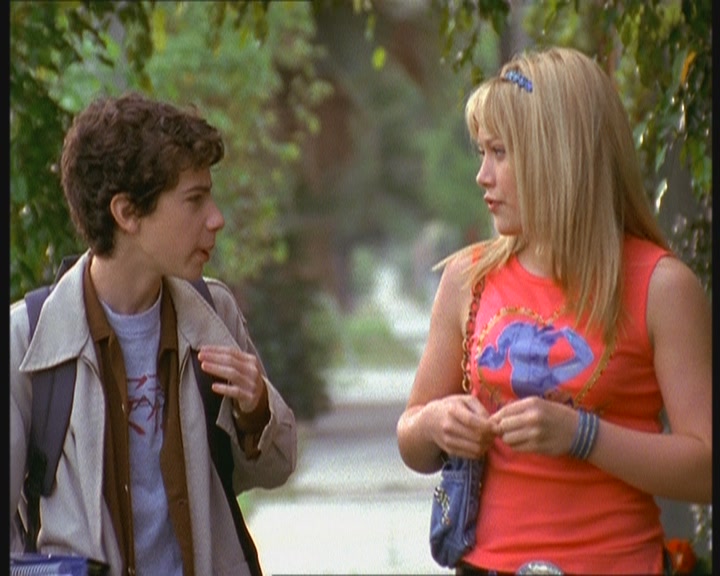 DailyDuff-dot-org_LizzieMcGuire-MovingUp0727.jpg DailyDuff-dot-org_LizzieMcGuire-MovingUp0727.jpg