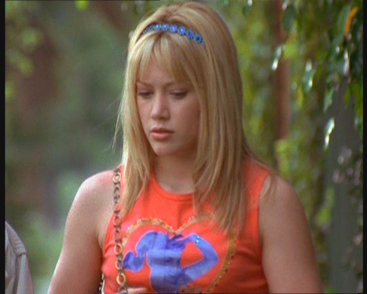 DailyDuff-dot-org_LizzieMcGuire-MovingUp0728.jpg DailyDuff-dot-org_LizzieMcGuire-MovingUp0728.jpg