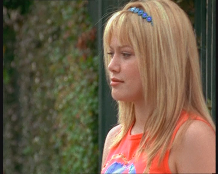 DailyDuff-dot-org_LizzieMcGuire-MovingUp0758.jpg DailyDuff-dot-org_LizzieMcGuire-MovingUp0758.jpg