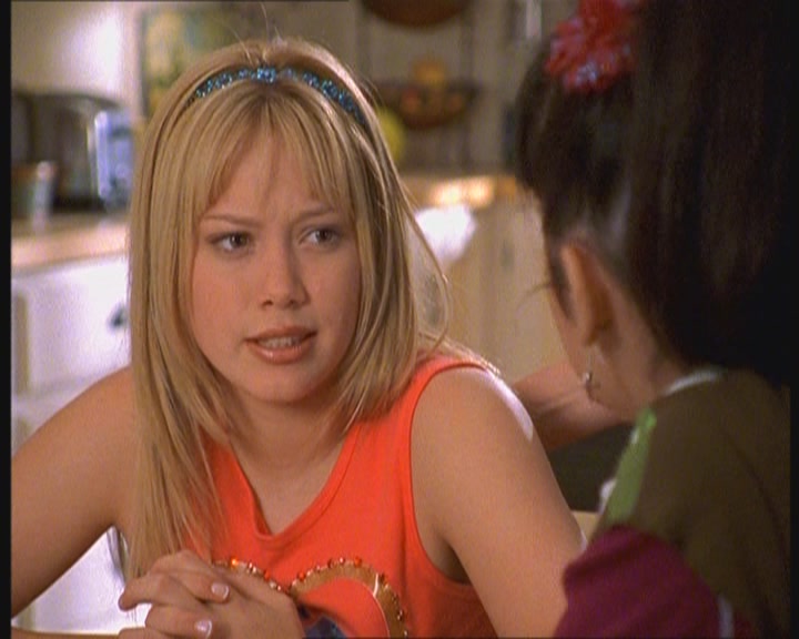 DailyDuff-dot-org_LizzieMcGuire-MovingUp0989.jpg DailyDuff-dot-org_LizzieMcGuire-MovingUp0989.jpg