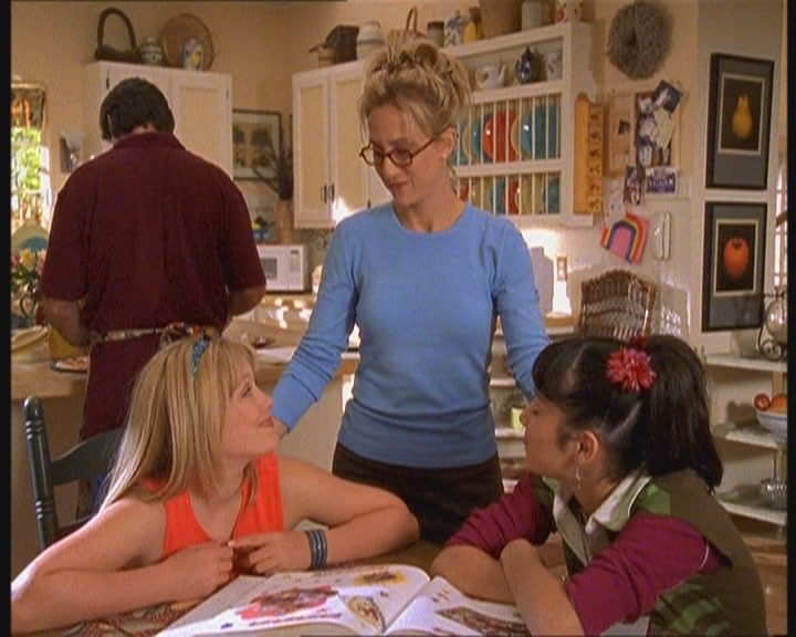 DailyDuff-dot-org_LizzieMcGuire-MovingUp0997.jpg DailyDuff-dot-org_LizzieMcGuire-MovingUp0997.jpg