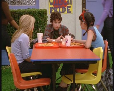 DailyDuff-dot-org_LizzieMcGuire-MovingUp0133.jpg