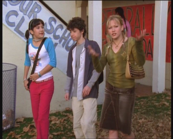 DailyDuff-dot-org_LizzieMcGuire-PartyOverHere0004.jpg