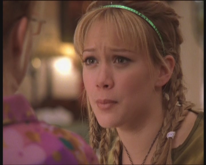 DailyDuff-dot-org_LizzieMcGuire-PartyOverHere0135.jpg