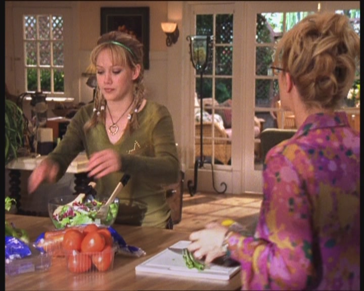 DailyDuff-dot-org_LizzieMcGuire-PartyOverHere0138.jpg