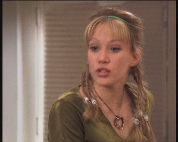 DailyDuff-dot-org_LizzieMcGuire-PartyOverHere0167.jpg