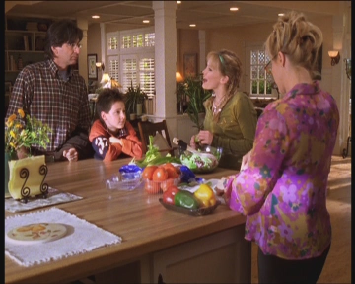 DailyDuff-dot-org_LizzieMcGuire-PartyOverHere0182.jpg
