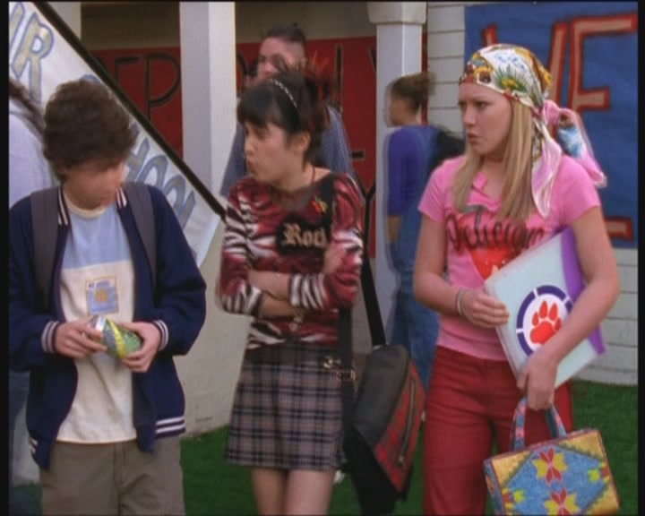 DailyDuff-dot-org_LizzieMcGuire-PartyOverHere0264.jpg