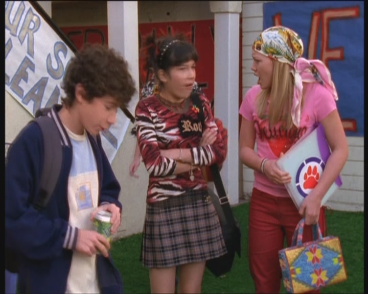 DailyDuff-dot-org_LizzieMcGuire-PartyOverHere0266.jpg