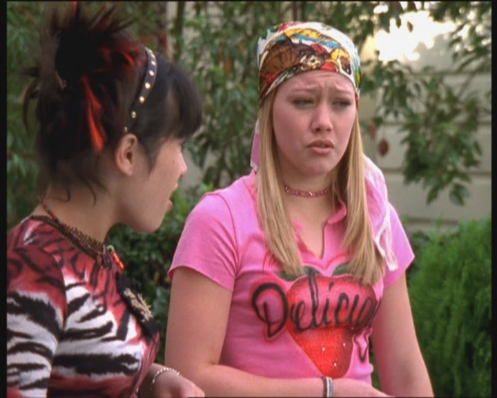 DailyDuff-dot-org_LizzieMcGuire-PartyOverHere0302.jpg