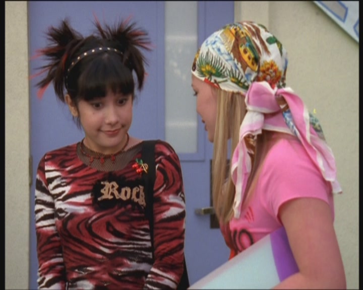 DailyDuff-dot-org_LizzieMcGuire-PartyOverHere0322.jpg