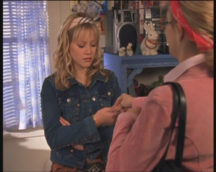 DailyDuff-dot-org_LizzieMcGuire-PartyOverHere0464.jpg