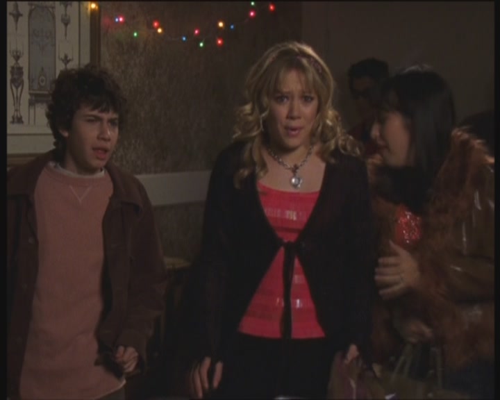 DailyDuff-dot-org_LizzieMcGuire-PartyOverHere0546.jpg