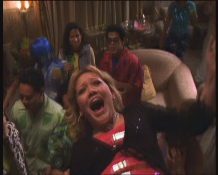 DailyDuff-dot-org_LizzieMcGuire-PartyOverHere0564.jpg
