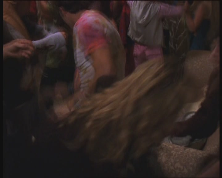 DailyDuff-dot-org_LizzieMcGuire-PartyOverHere0577.jpg