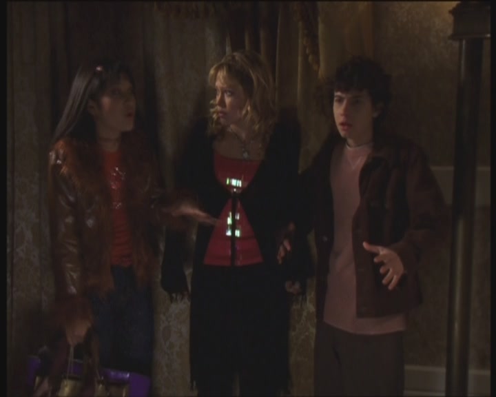 DailyDuff-dot-org_LizzieMcGuire-PartyOverHere0584.jpg