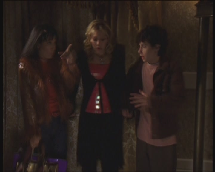 DailyDuff-dot-org_LizzieMcGuire-PartyOverHere0585.jpg