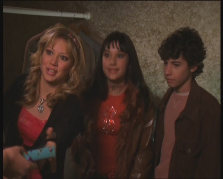 DailyDuff-dot-org_LizzieMcGuire-PartyOverHere0663.jpg