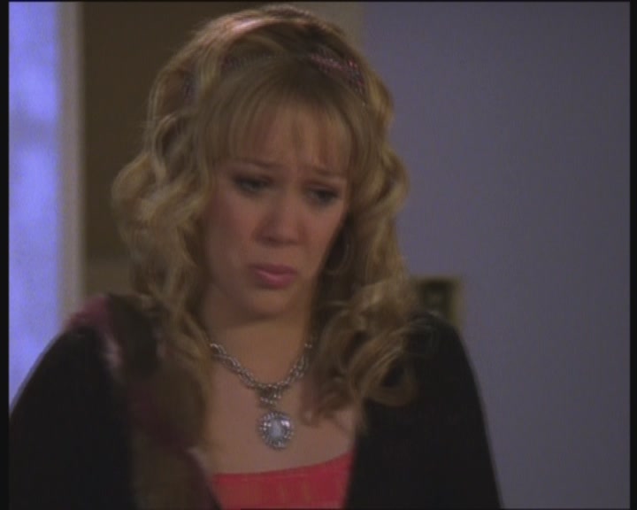 DailyDuff-dot-org_LizzieMcGuire-PartyOverHere0878.jpg DailyDuff-dot-org_LizzieMcGuire-PartyOverHere0878.jpg