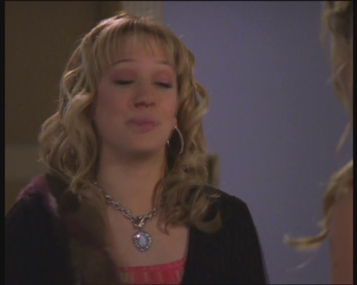 DailyDuff-dot-org_LizzieMcGuire-PartyOverHere0886.jpg DailyDuff-dot-org_LizzieMcGuire-PartyOverHere0886.jpg