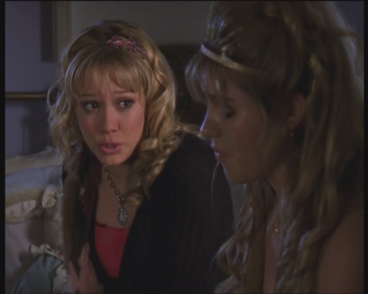 DailyDuff-dot-org_LizzieMcGuire-PartyOverHere0913.jpg