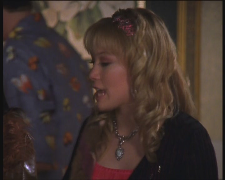 DailyDuff-dot-org_LizzieMcGuire-PartyOverHere0993.jpg