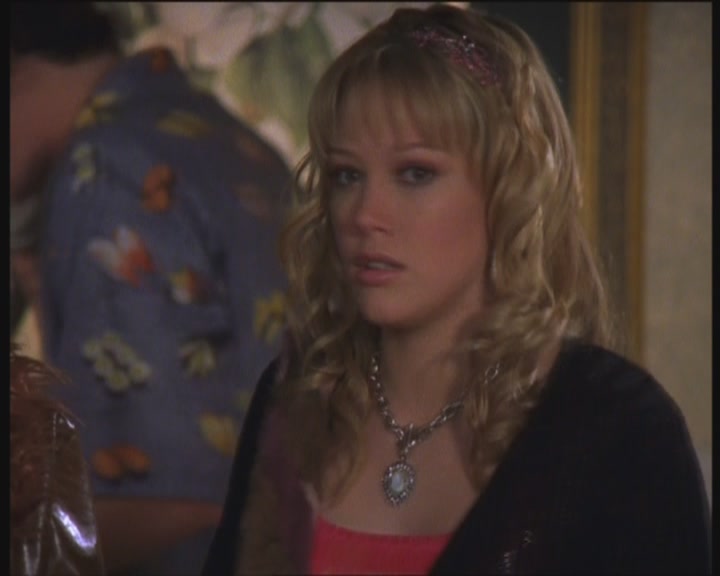 DailyDuff-dot-org_LizzieMcGuire-PartyOverHere1001.jpg