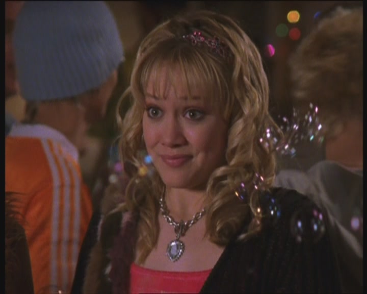 DailyDuff-dot-org_LizzieMcGuire-PartyOverHere1057.jpg DailyDuff-dot-org_LizzieMcGuire-PartyOverHere1057.jpg