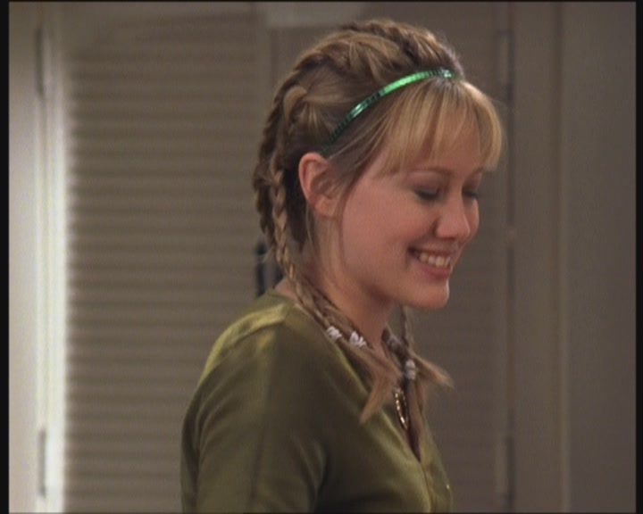 DailyDuff-dot-org_LizzieMcGuire-PartyOverHere1273.jpg