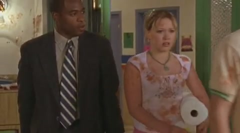 DailyDuff-dot-org_LizzieMcGuire-2x19SheSaidHeSaidSheSaid0125.jpg