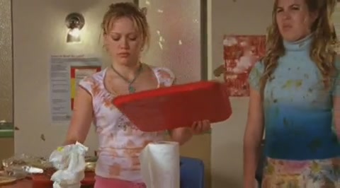 DailyDuff-dot-org_LizzieMcGuire-2x19SheSaidHeSaidSheSaid0203.jpg